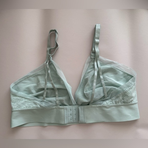 Soma Triangle Soft Bralette with Lace Wireless Light Blue Size Large - Picture 11 of 11